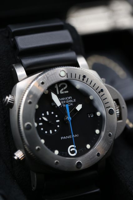 Panerai Luminor Submersible PAM00614 Image 2